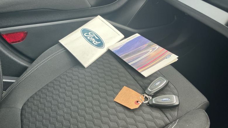 Ford Fiesta 1.0 EcoBoost Titanium 5dr Petrol Hatchback